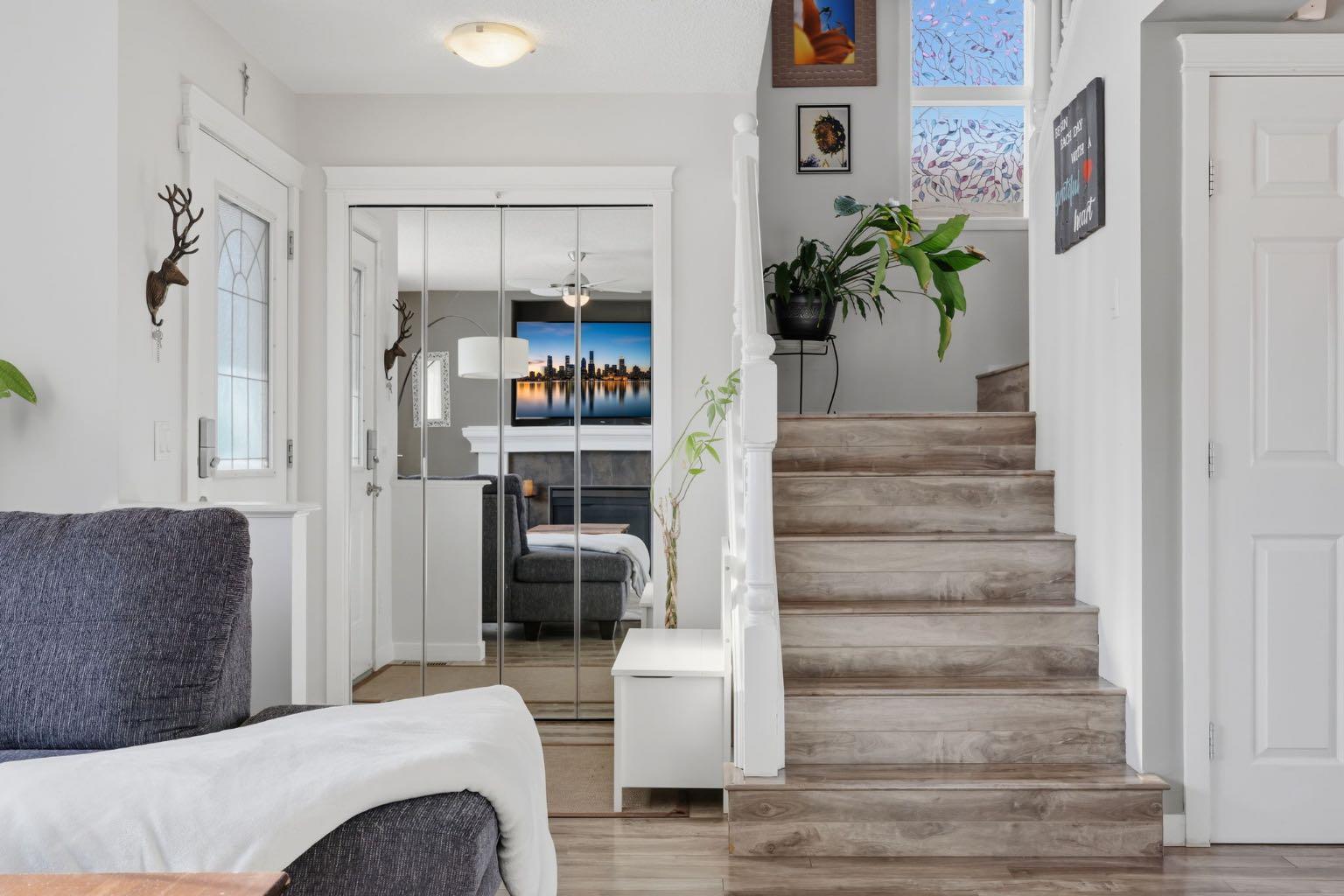 270 Sagewood Gardens SW