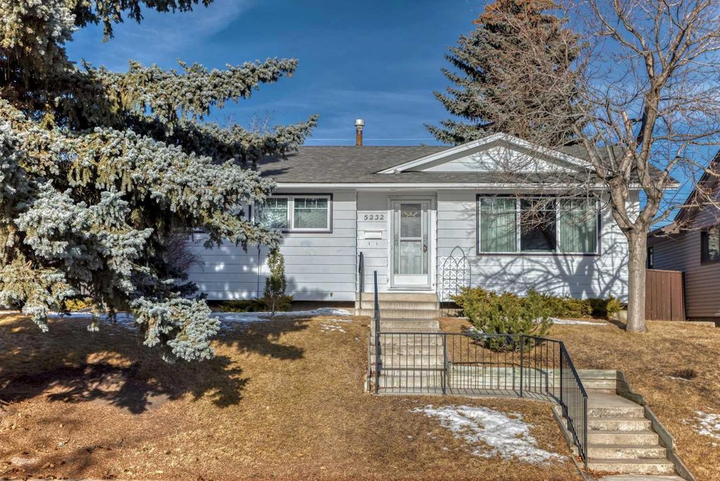Photo of 5232 44 Avenue NW, Calgary, AB T3A 0L8 (MLS # A2275114)
