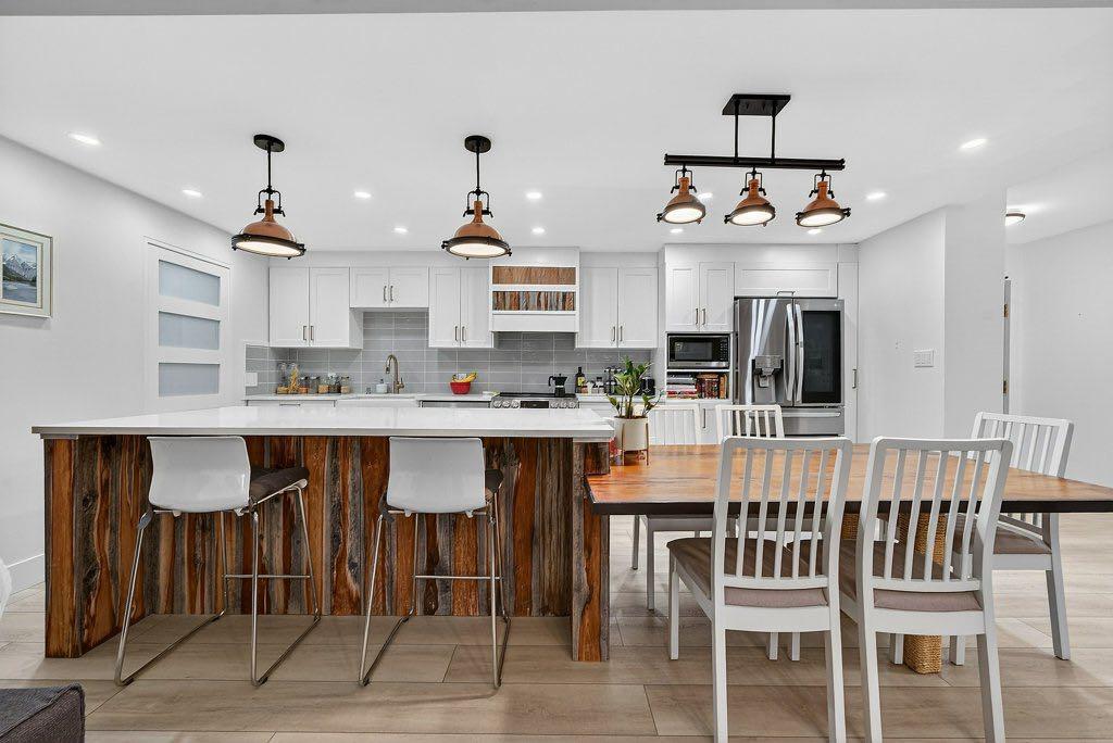 1215 Cameron Avenue SW 405