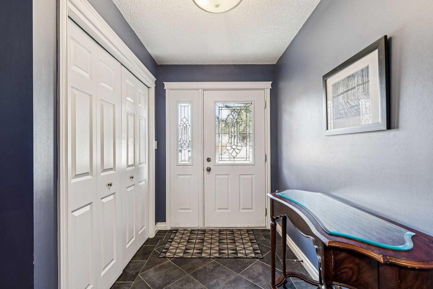 443 Brookmere Crescent SW