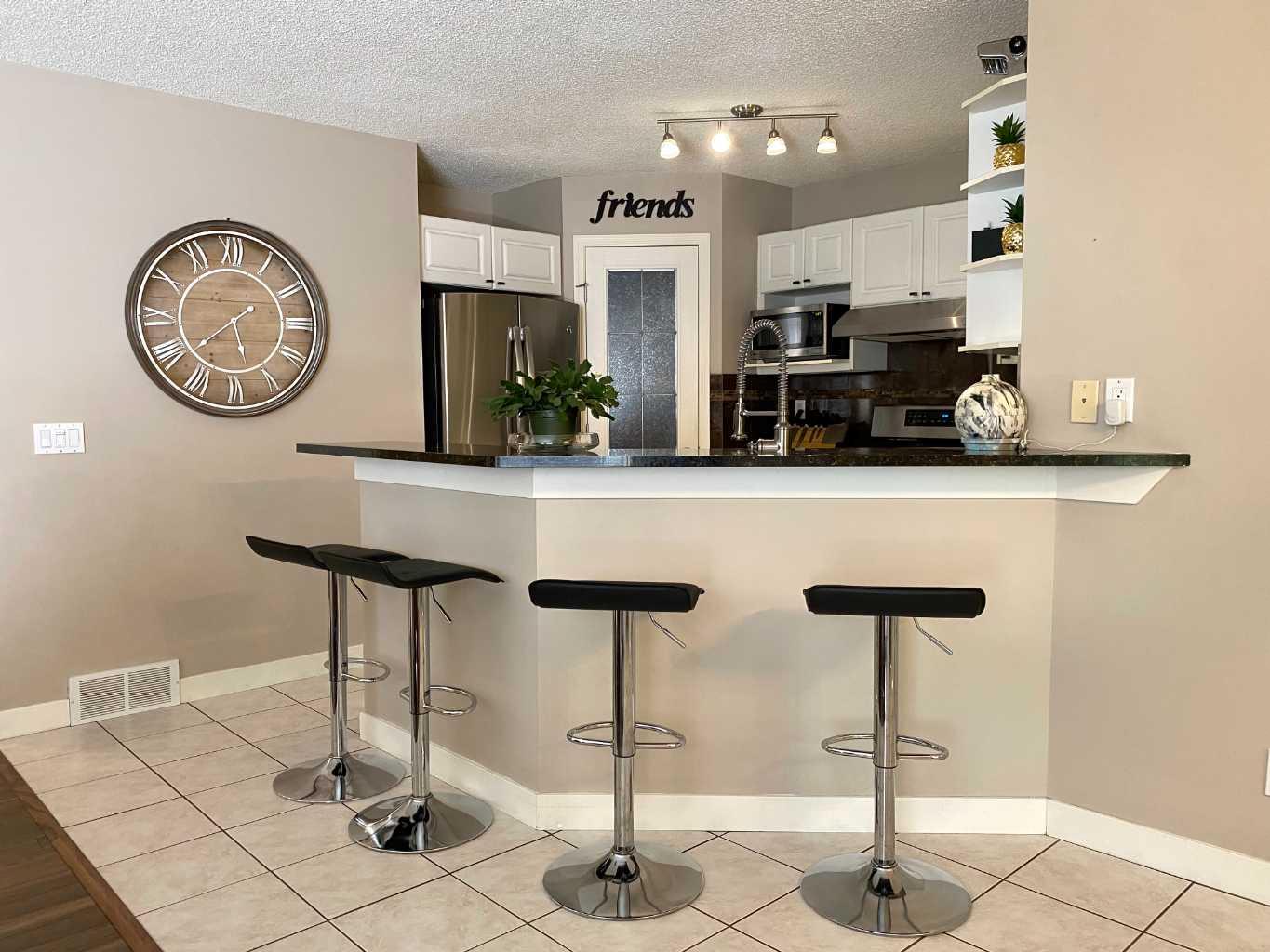 10 Elgin Drive SE