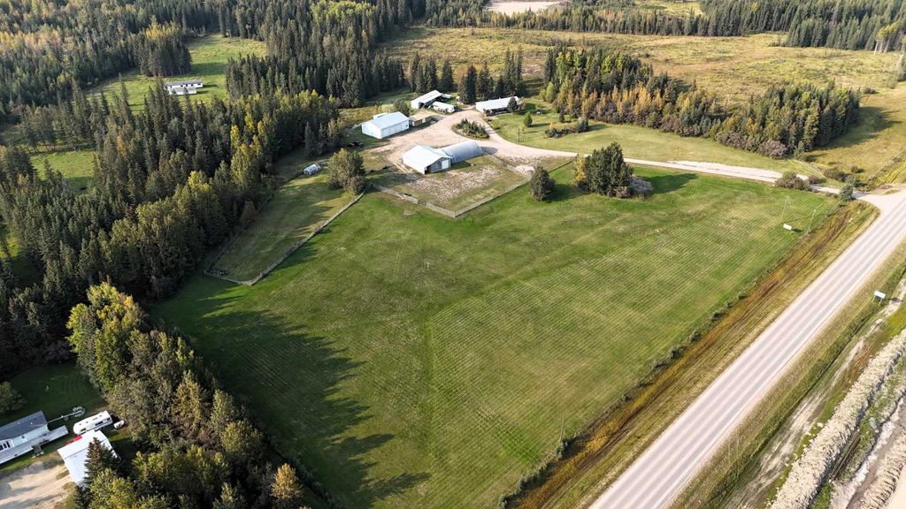 Photo of 53412 Highway 748 East, Rural Yellowhead County, AB T7E 3S9 (MLS # A2303269)