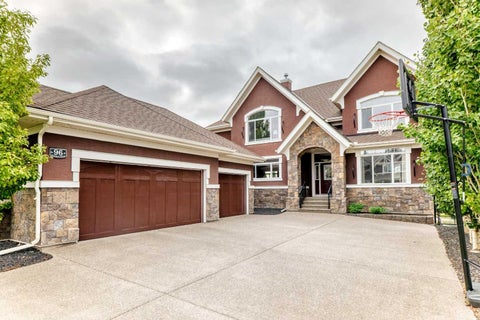 Photo of 96 Cranarch Heights SE, Calgary, AB T3M 0S7 (MLS # A2335444)