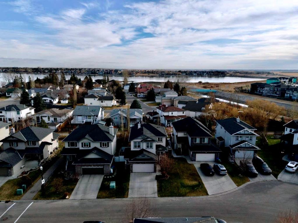 Photo of 408 Rainbow Falls Way, Chestermere, AB T1X 1S6 (MLS # A2269868)