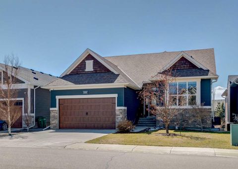 2285 Bayside Road SW Airdrie AB T4B 3E5