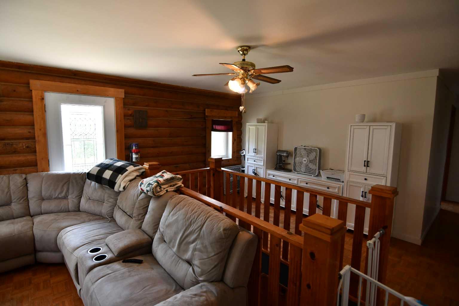 8464 Township Road 350