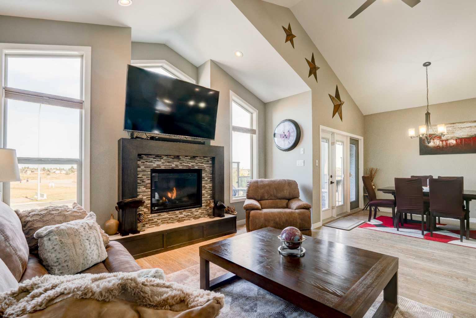 103 Canyon Estates Way W