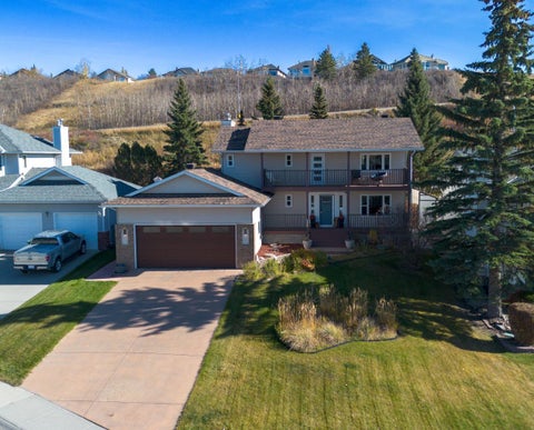 Photo of 249 Chinook Drive, Cochrane, AB T4C 1E4 (MLS # A2351199)