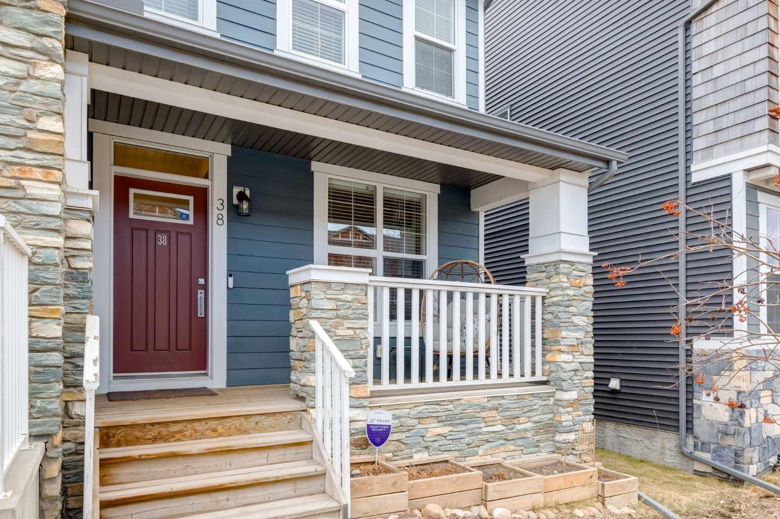 38 Legacy Boulevard SE