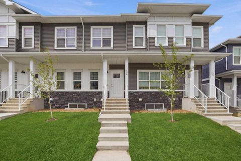 Photo of 154 Merganser Drive W, Chestermere, AB T1X 2X8 (MLS # A2310856)