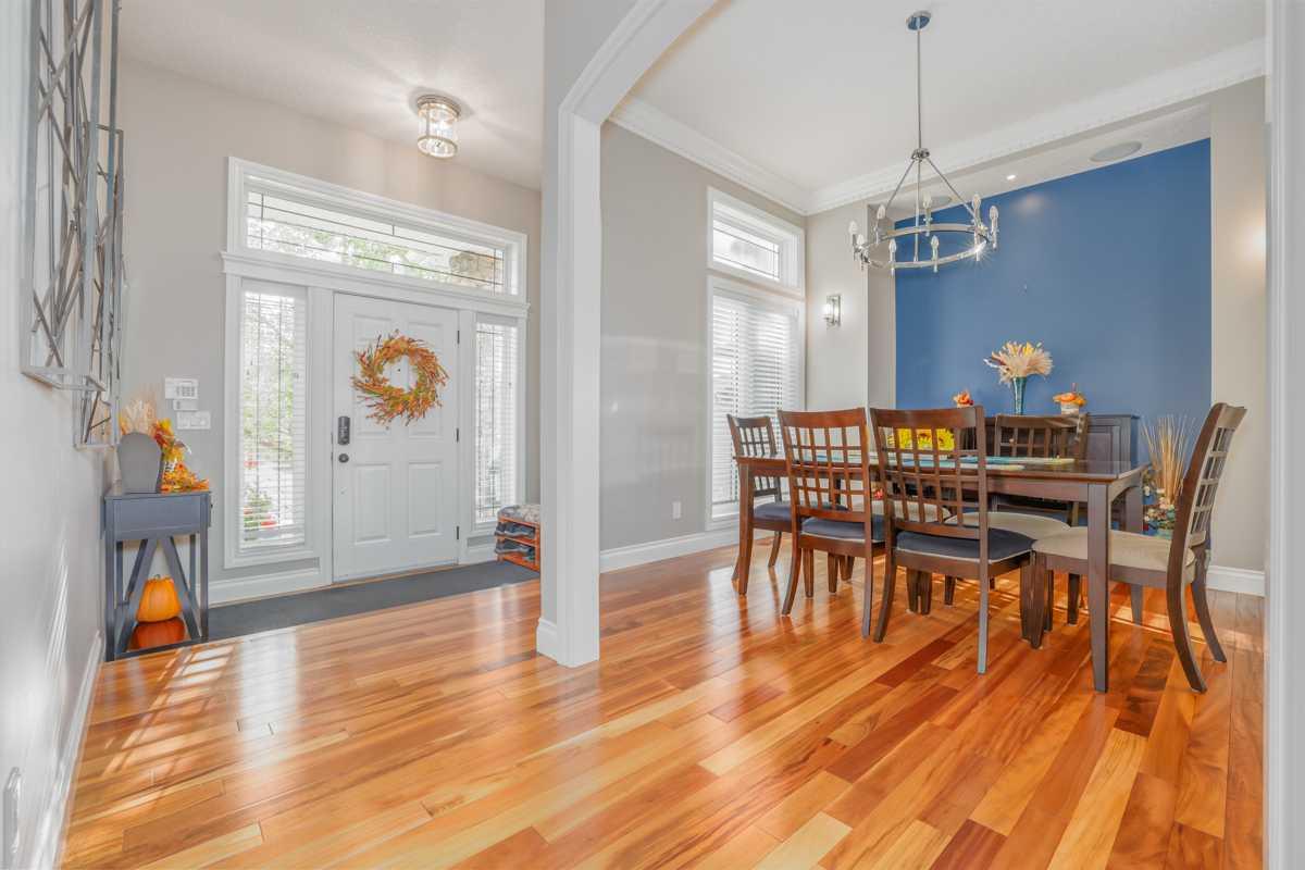 462 Crystal Green Manor