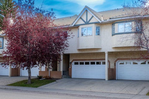 Photo of 38 Richelieu Court SW, Calgary, AB T3E 7E9 (MLS # A2351263)