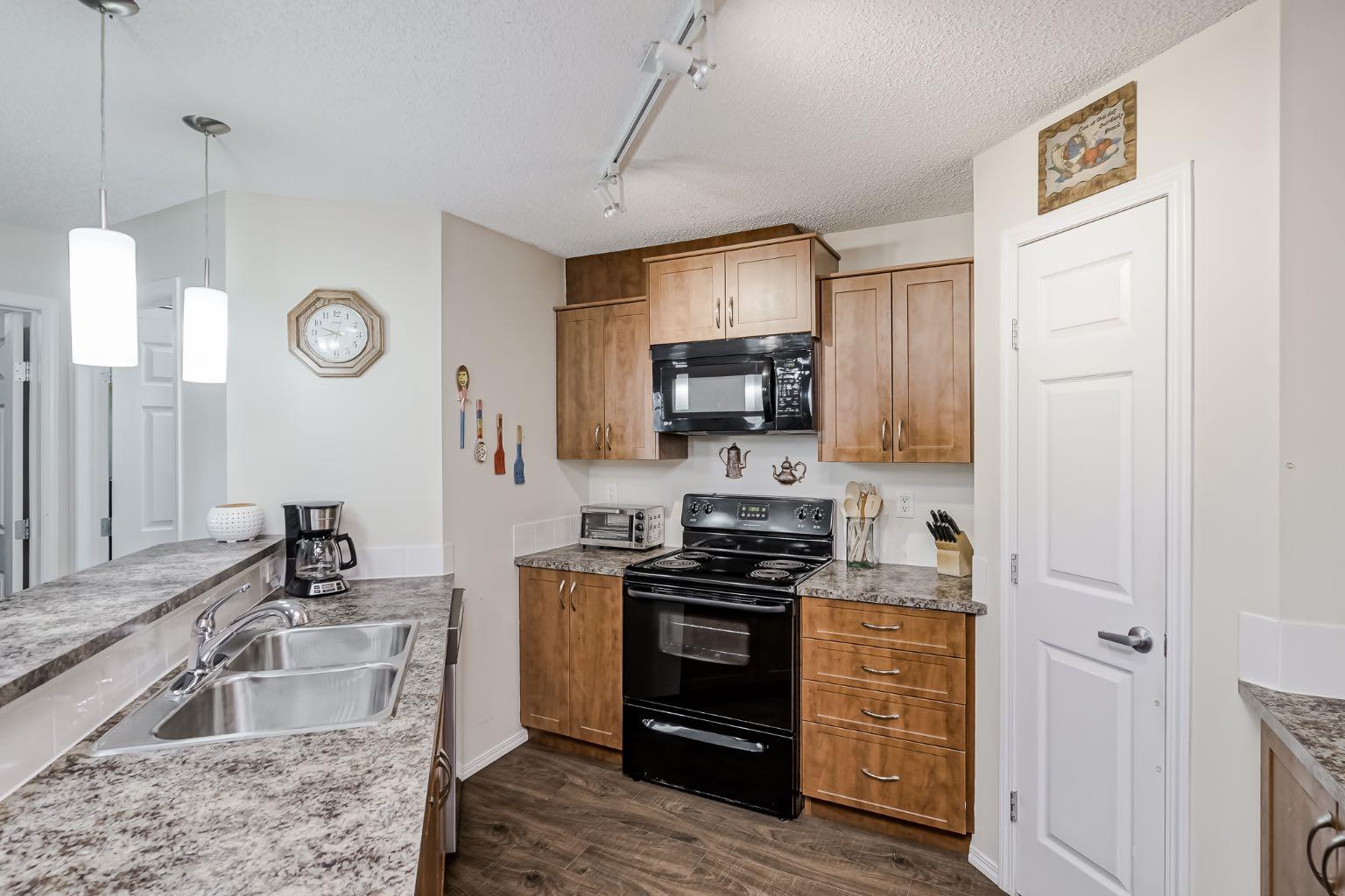 700 Willowbrook Road NW 2227