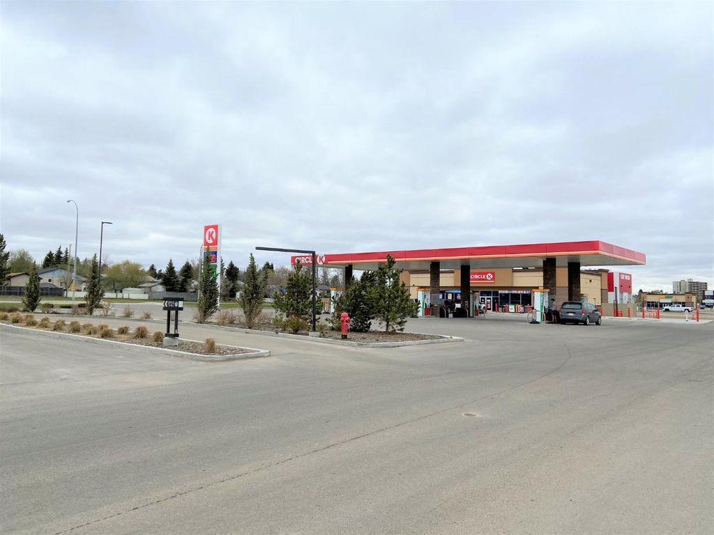 Photo of 8406 Resources Road, Grande Prairie, AB T8V 6S4 (MLS # A1141858)