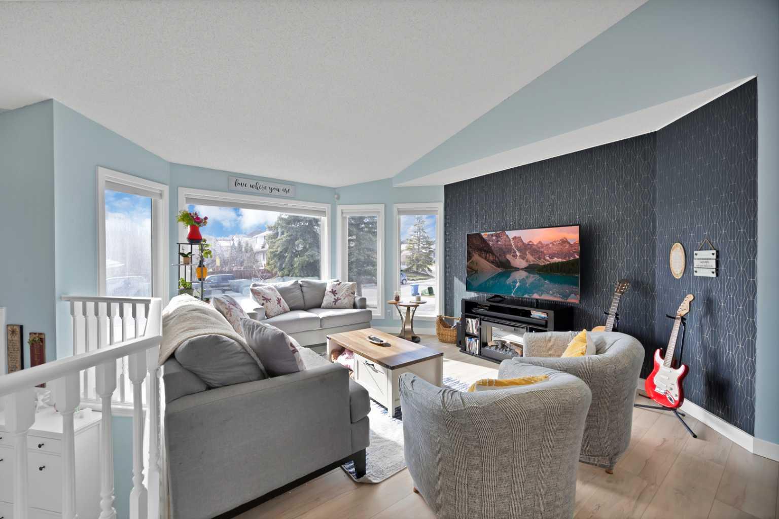 147 Harvest Oak Crescent NE