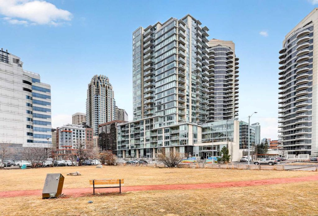 Photo of 1025 5 Avenue SW #109, Calgary, AB T2P 1N4 (MLS # A2318755)