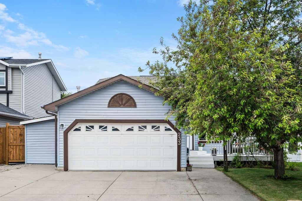 Photo of 233 Coverdale Road NE, Calgary, AB T3K 4J5 (MLS # A2319030)