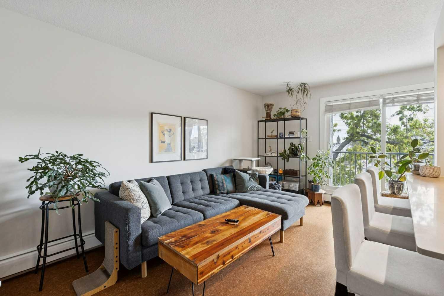 1603 26 Avenue SW 203