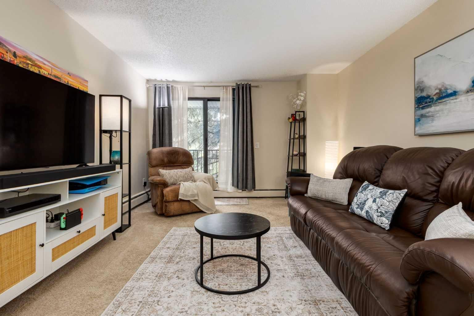 13045 6 Street SW 3209