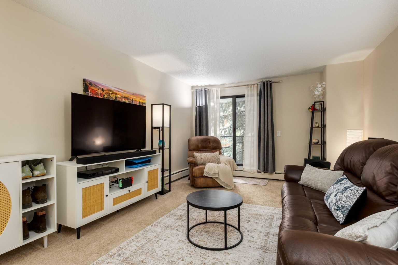 13045 6 Street SW 3209