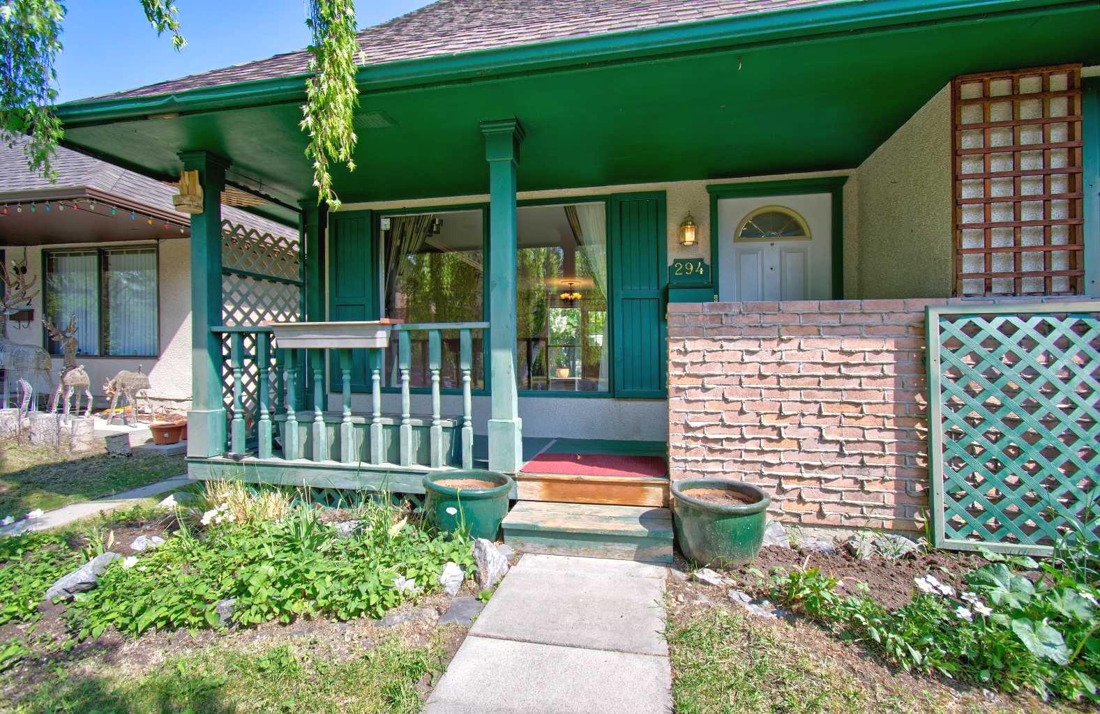 294 Southampton Drive SW