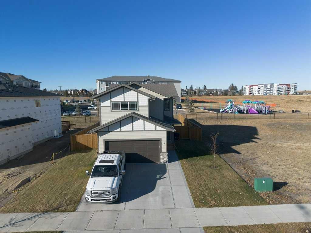 Photo of 16 Trinity Street, Lacombe, AB T4L 0L1 (MLS # A2283329)