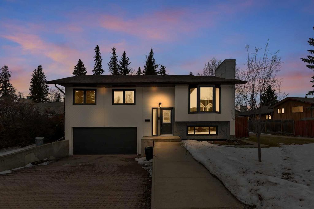 Photo of 27 Gregson Crescent, Red Deer, AB T4P 2K3 (MLS # A2295899)