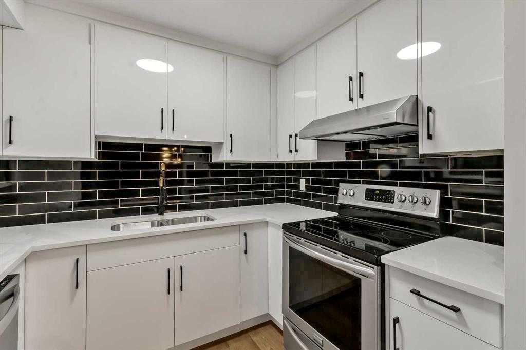 2720 Rundleson Road NE 112