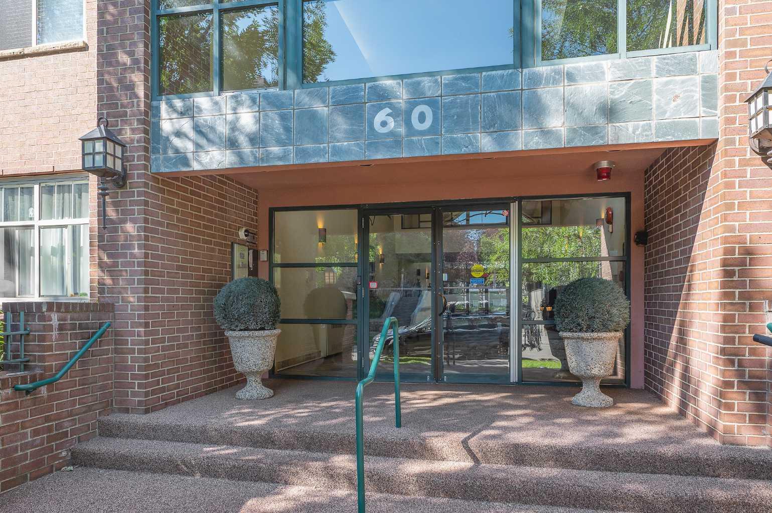 60 24 Avenue SW 401