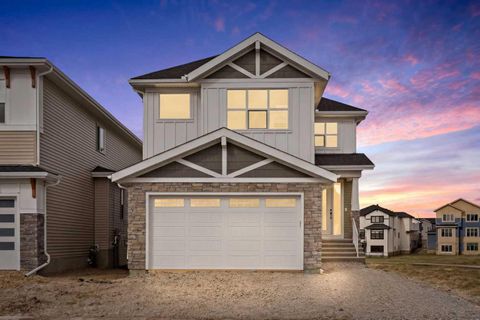 Photo of 294 Kinniburgh Loop, Chestermere, AB T1X 3C3 (MLS # A2300591)