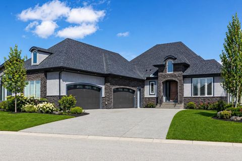 Photo of 112 Cranbrook View SE, Calgary, AB T3M 1W5 (MLS # A2305916)