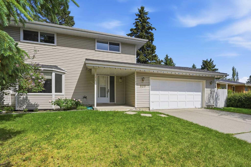 Photo of 820 Canford Crescent SW, Calgary, AB T2W 1L2 (MLS # A2340791)