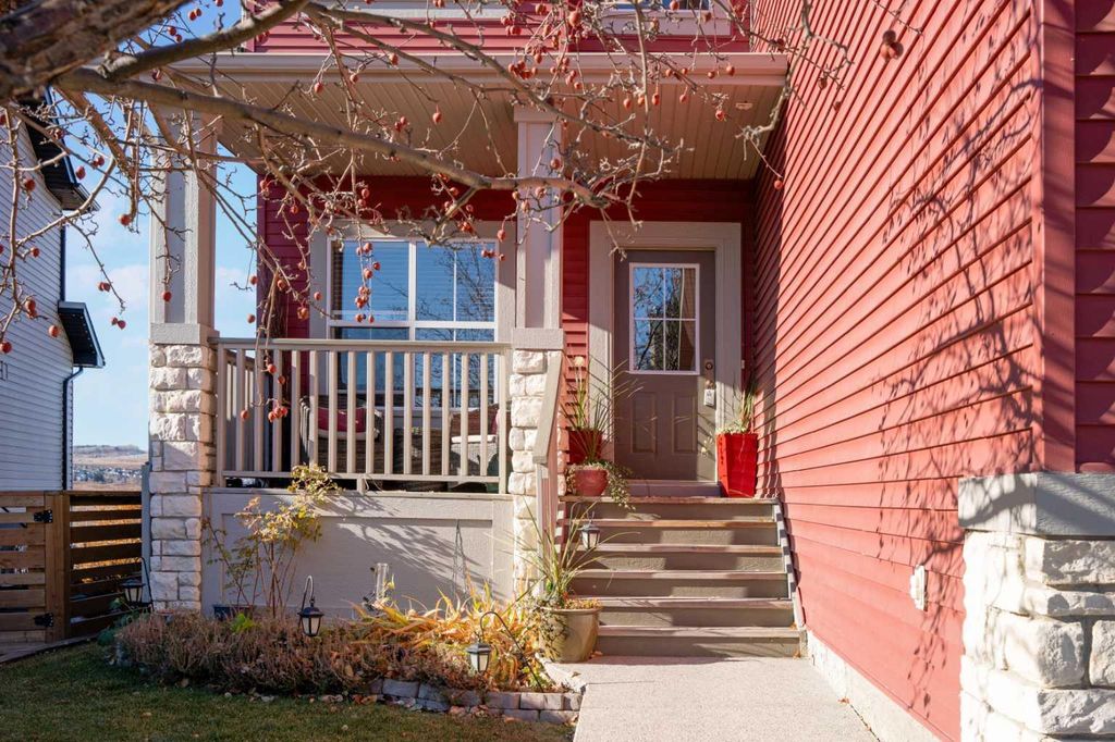 Photo of 122 Hidden Creek Heights NW, Calgary, AB T3A 6K9 (MLS # A2285092)