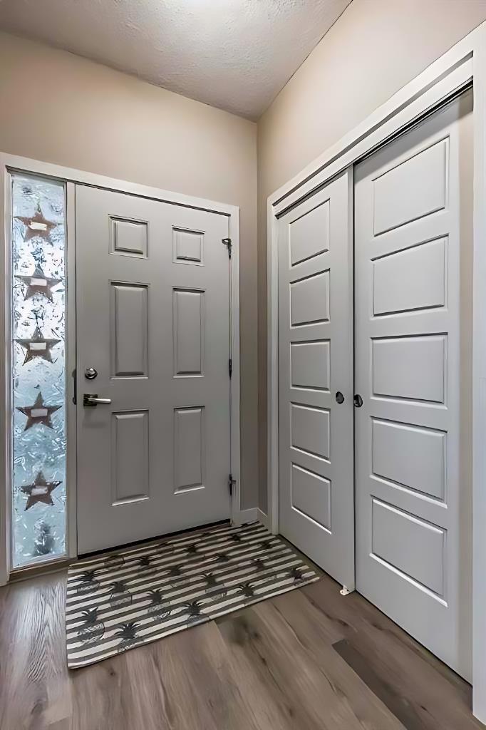 32 RED EMBERS Parade NE 518