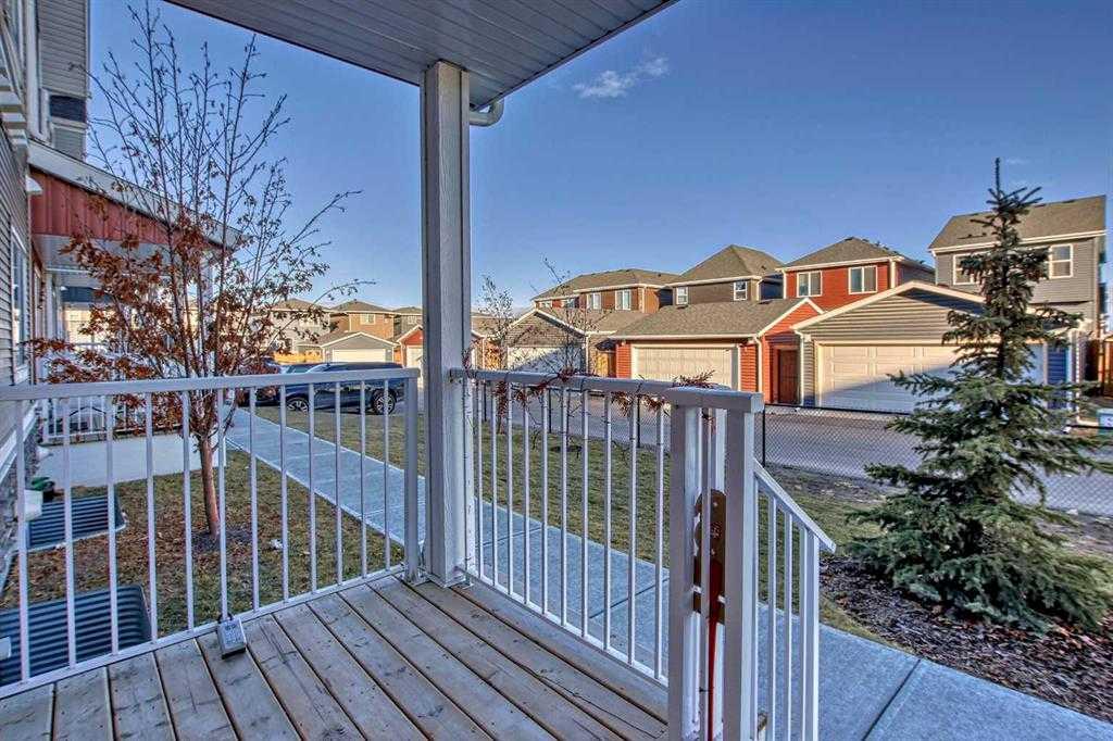 32 RED EMBERS Parade NE 518