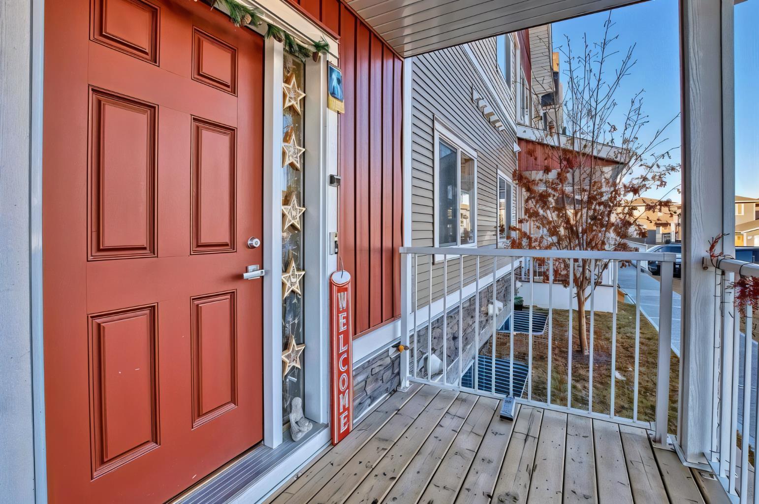 32 RED EMBERS Parade NE 518