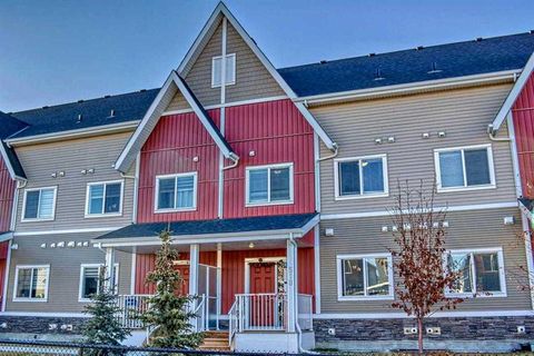 32 RED EMBERS Parade NE 518 Calgary AB T3N 1P7