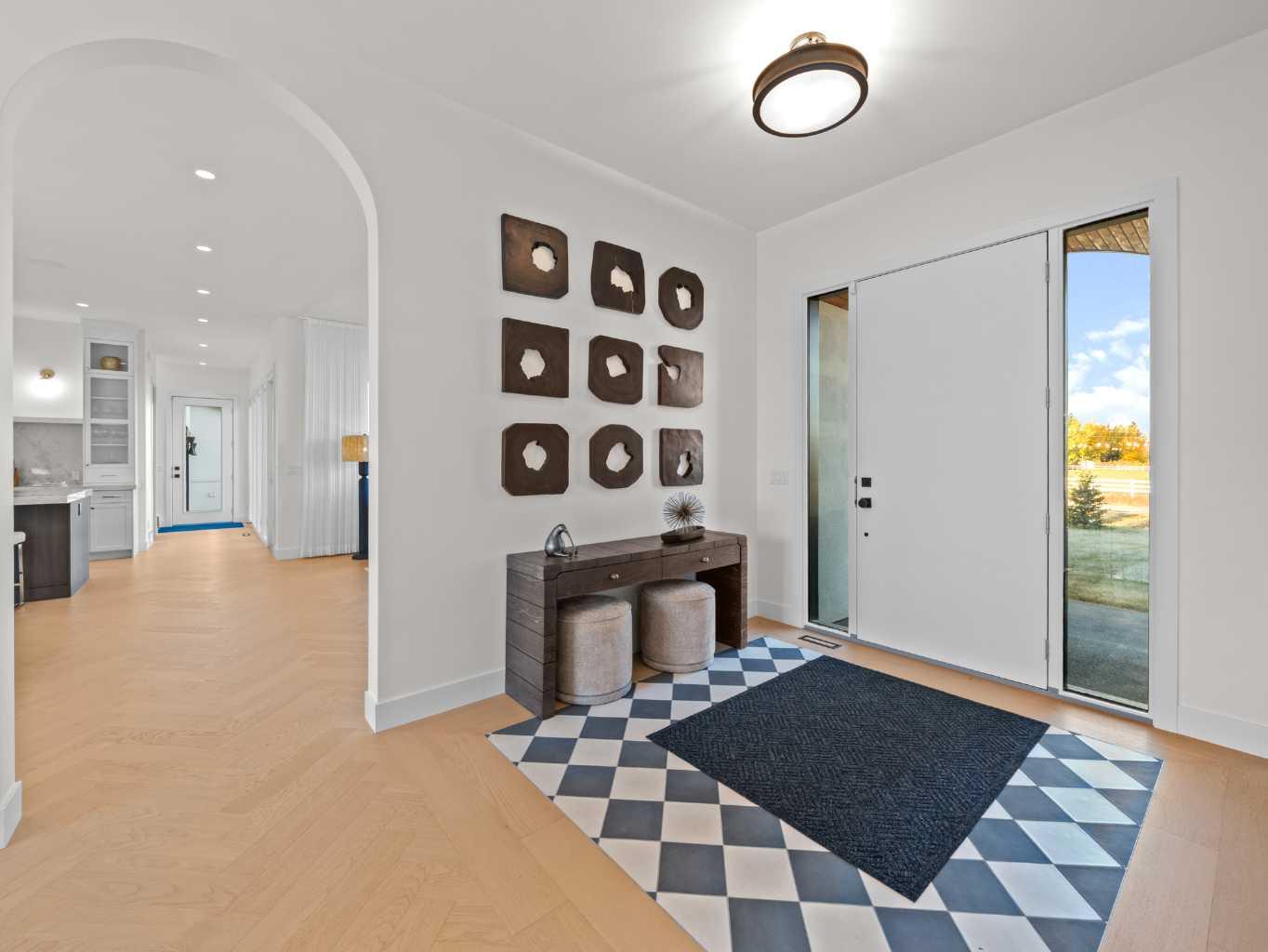 210028 Spruce Ridge Lane W