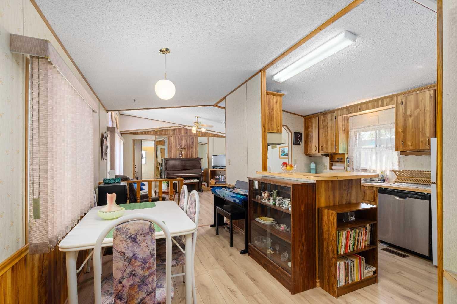 99 Arbour Lake Road NW 71