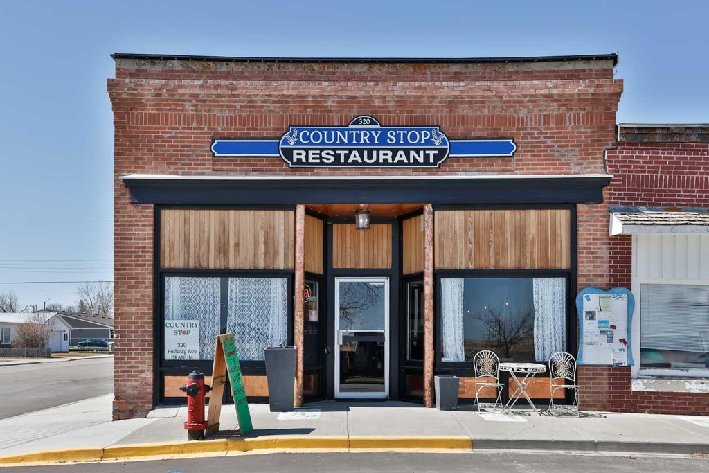 Photo of 320 Railway Avenue, Granum, AB T0L 1A0 (MLS # A2291029)