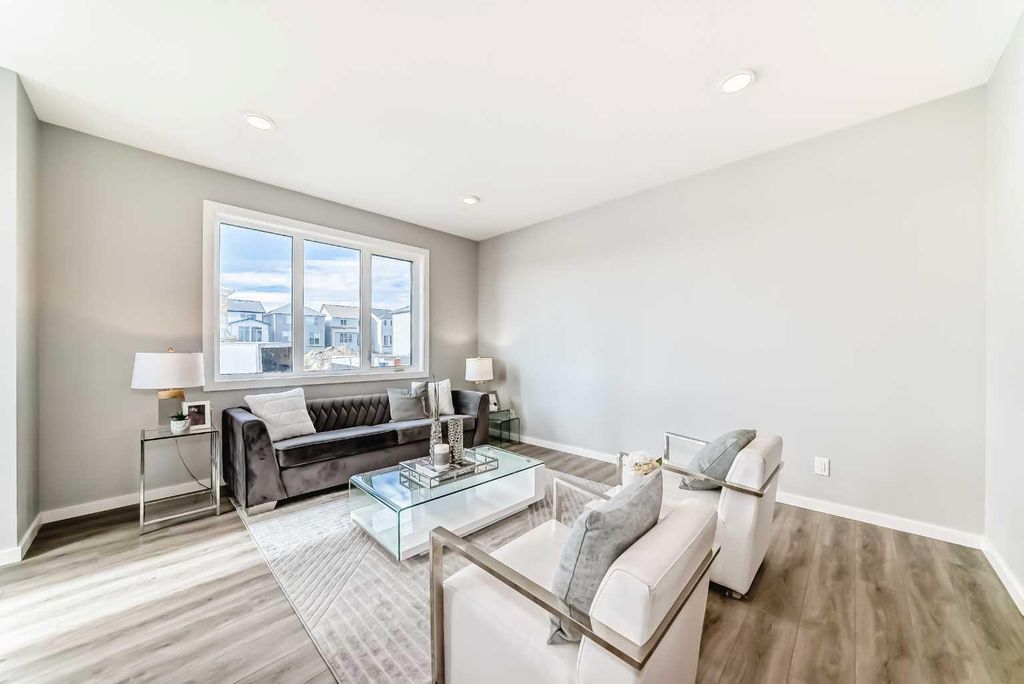 Photo of 58 Sora Gardens SE, Calgary, AB T3S 0V3 (MLS # A2324176)