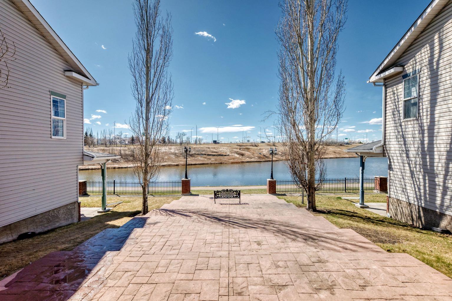 8 Prestwick Pond Terrace SE 321