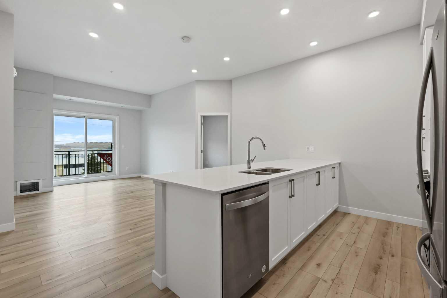 255 Les Jardins Park SE 423