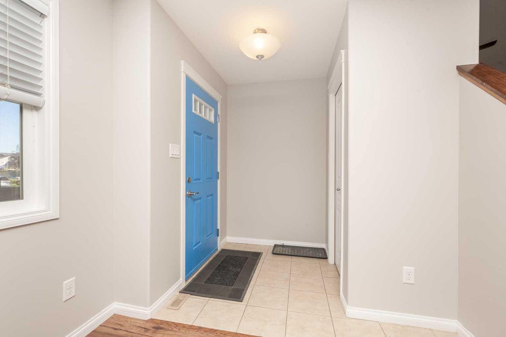 Photo of 610 Silkstone Point W, Lethbridge, AB T1J 4C5 (MLS # A2352587)
