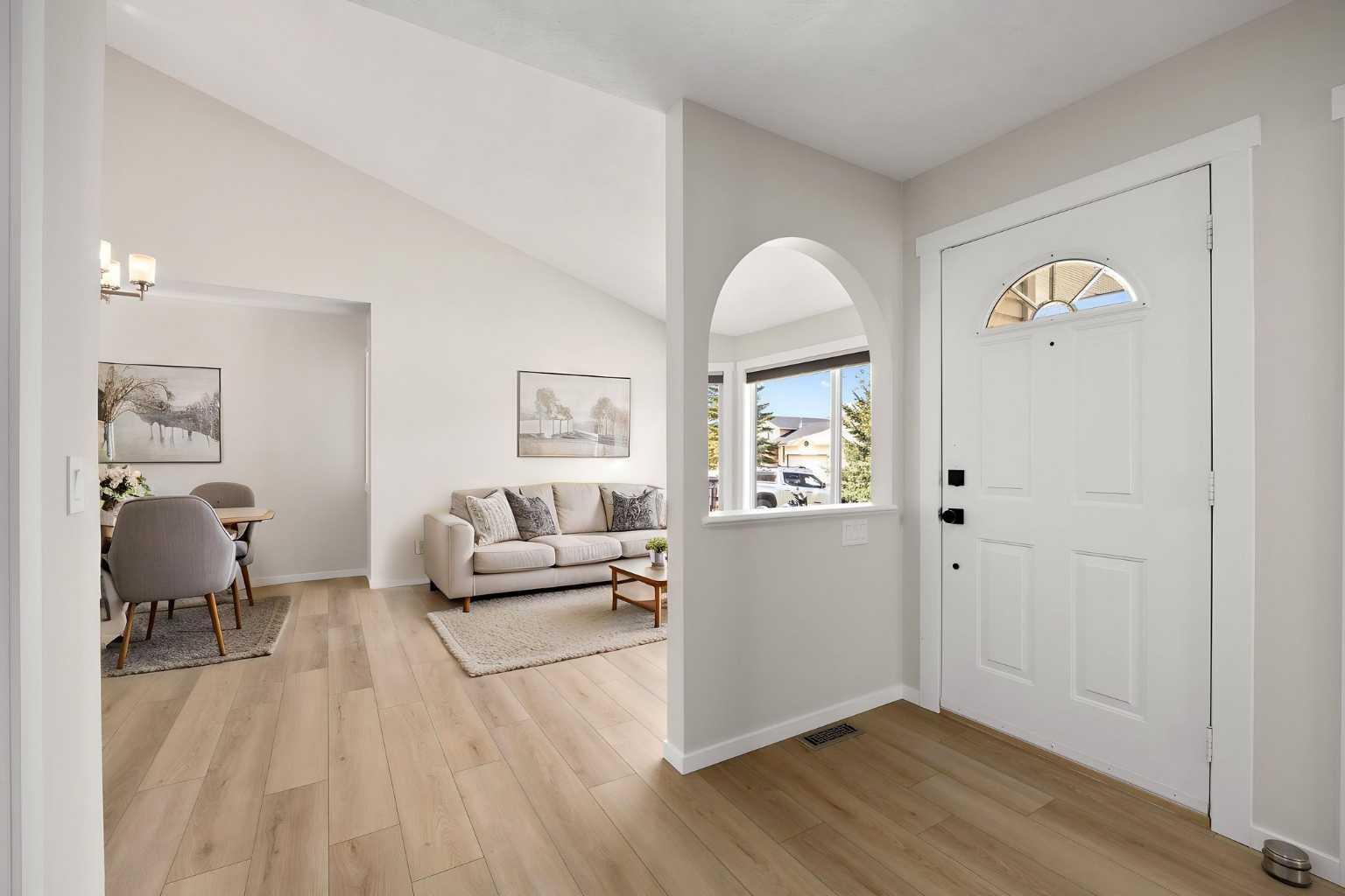 53 Riverview Close