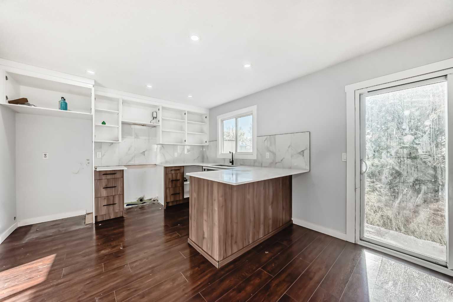 69 Castleglen Road NE