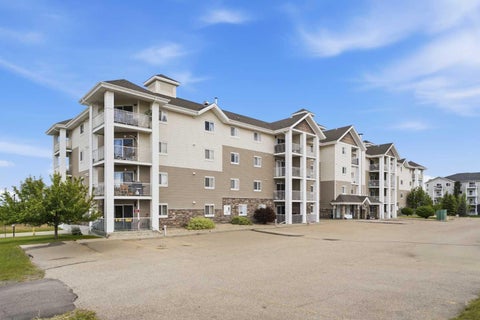 Photo of 3 Broadway Rise #310, Sylvan Lake, AB T4S 0G9 (MLS # A2323705)