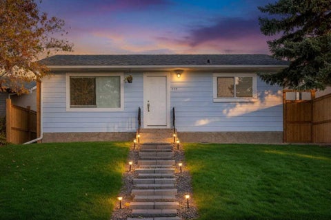 Photo of 119 Maranda Close NE, Calgary, AB T2A 3E7 (MLS # A2322171)