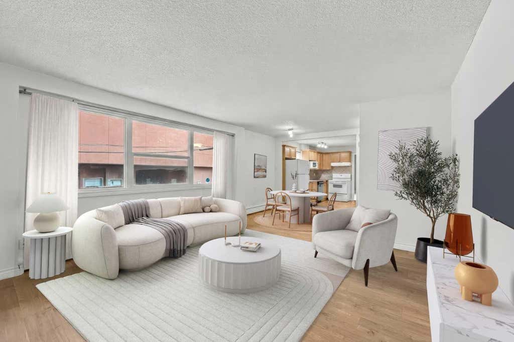 Photo of 924 18 Avenue SW #203, Calgary, AB T2T 0H1 (MLS # A2336169)