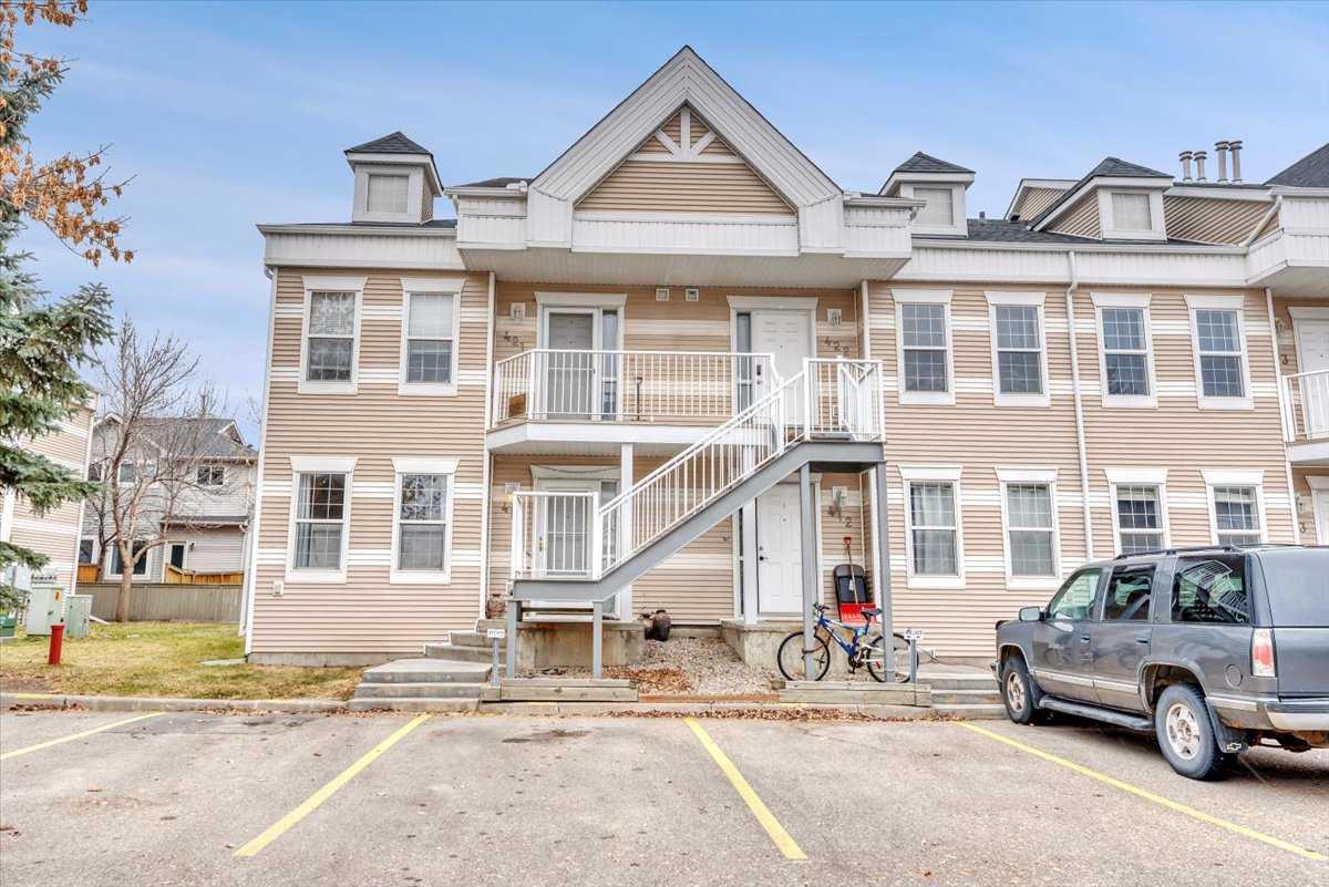 103 STRATHAVEN Drive 411